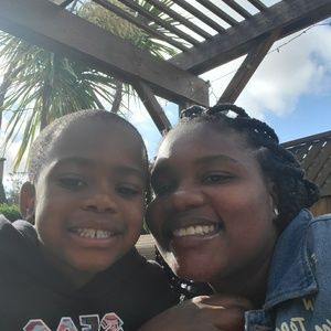 Meet your Posher, Vanessa